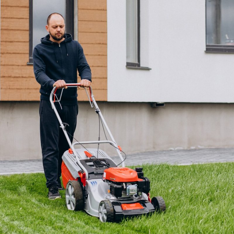Commercial Lawn Care Mistakes That Hurt Property Appearance